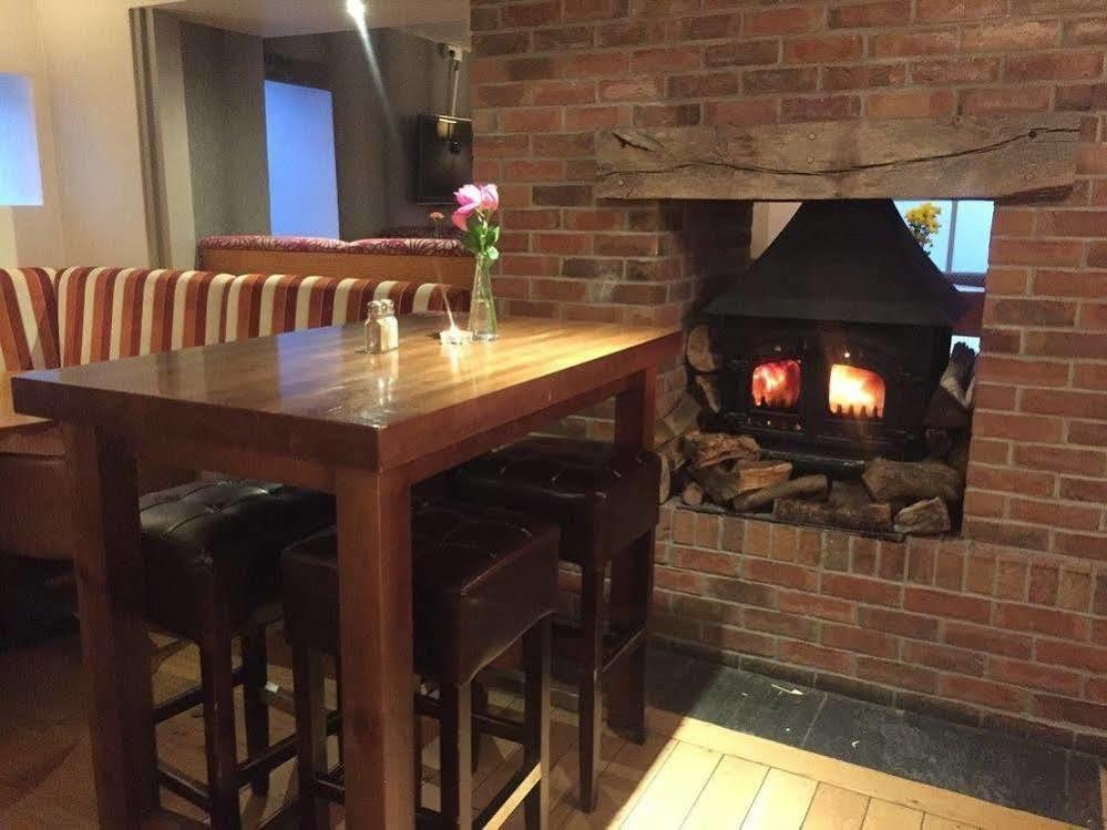 The Warwick Arms Hotel Chew Magna Eksteriør billede